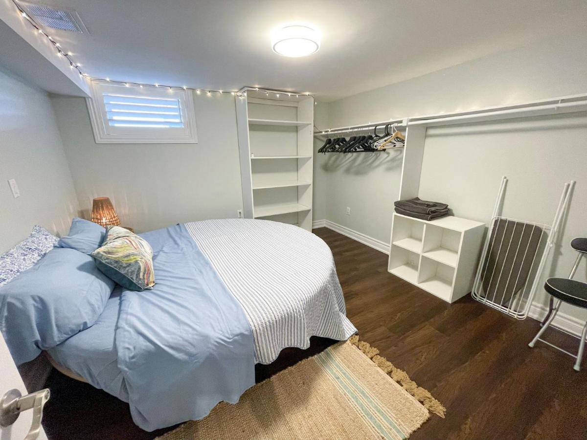 טורונטו Spacious & Renovated 1Bd Suite W/Parking מראה חיצוני תמונה