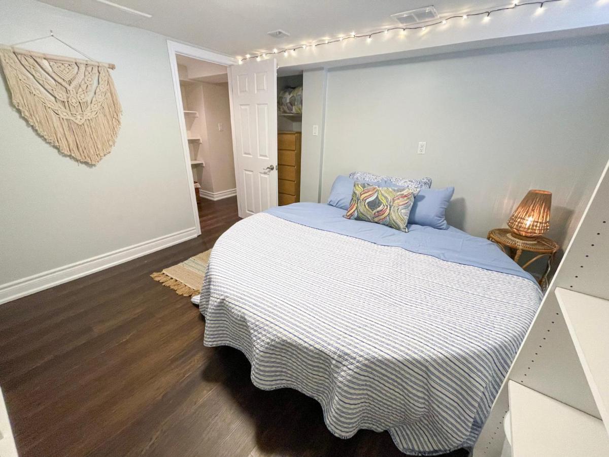 טורונטו Spacious & Renovated 1Bd Suite W/Parking מראה חיצוני תמונה